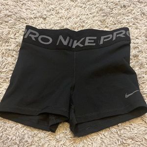 Woman’s Nike pros
